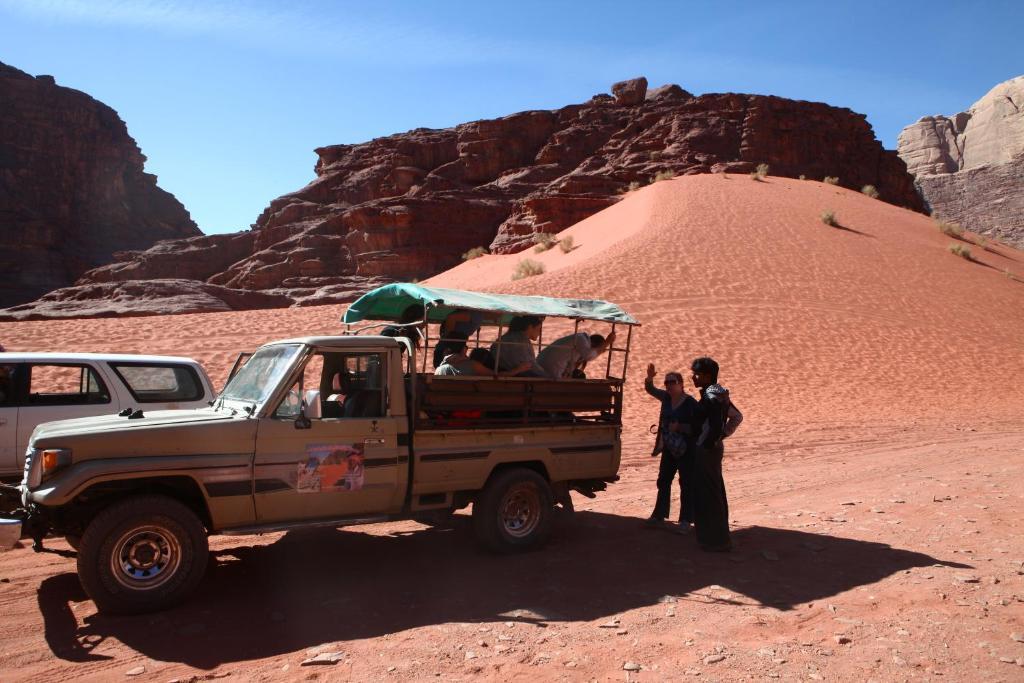 Bedouin Expedition Wadi Rum Exteriör bild